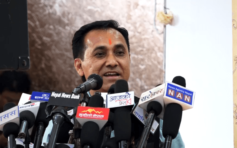 नेपाली कांग्रेसका महामन्त्री विश्वप्रकाश शर्माको प्रदेशलाई अधिकारसम्पन्न नबनाइए सिंहदरबार घेर्ने चेतावनी