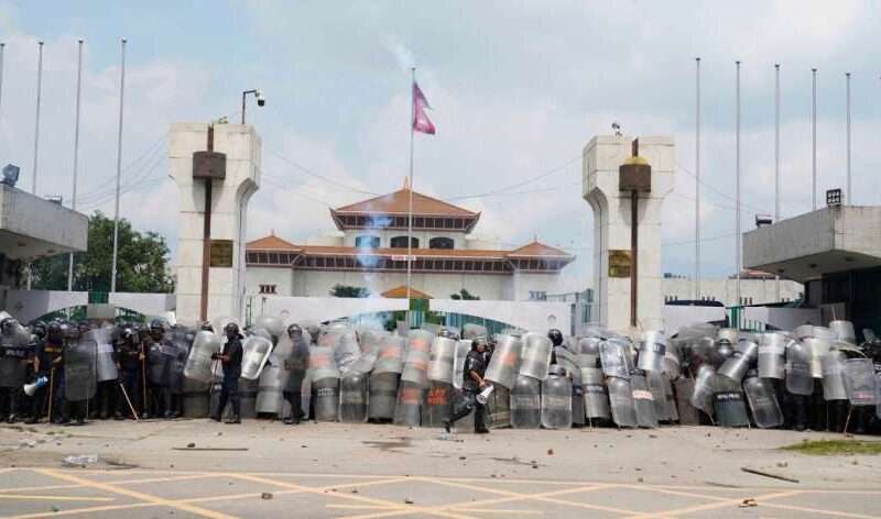 काठमाडौंमा ‘Gen Z’ आन्दोलन : प्रहरी दमनमा १८ जनाको मृत्यु, सयौं घाइते