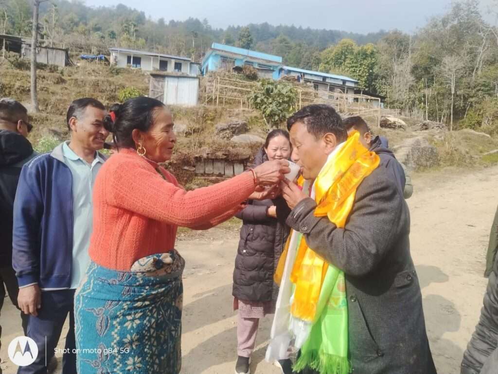 विकासको भरोसा : पार्बत गुरूङ