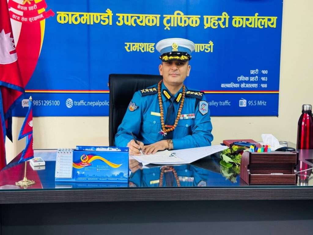 एसएसपी सुरेश काफ्लेको काँधमा उपत्यका ट्राफिकको नेतृत्व