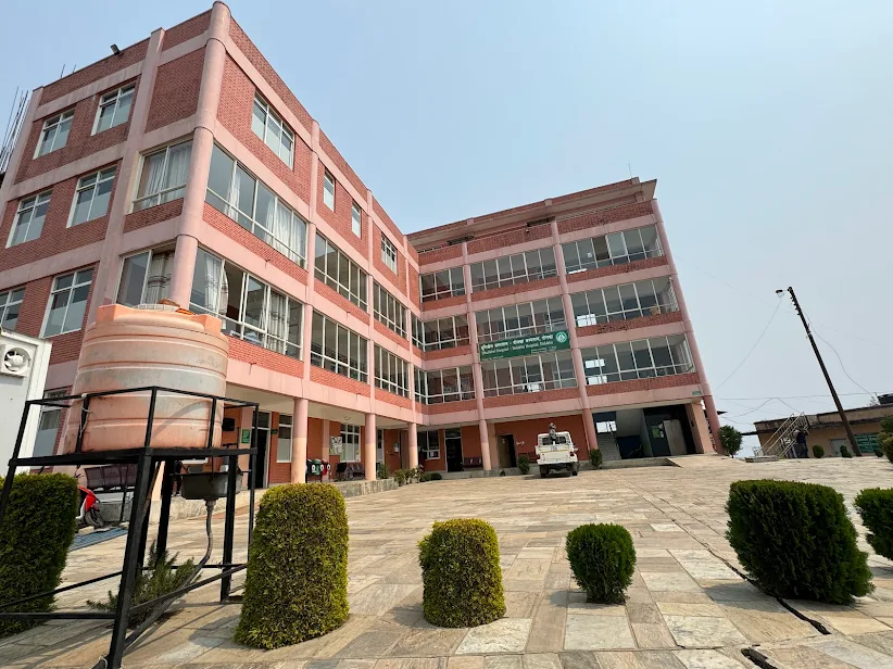 अस्पतालमा शल्यक्रिया (ओटी) सेवा समेत सञ्चालनधुलिखेल अस्पताल–दोलखा अस्पताल : आधुनिक स्वास्थ्य सेवासहित जिल्लावासीको भरोसाको केन्द्र।