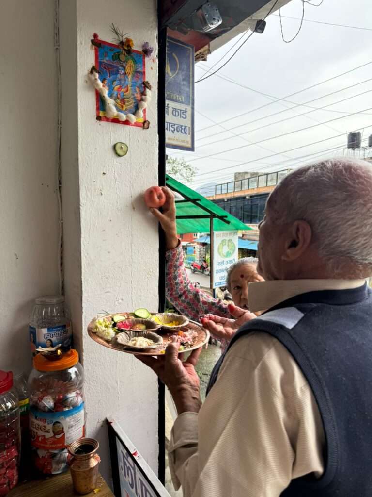 आज नागपञ्चमीः घर–घरमा नागको पूजा, आस्था र प्रकृतिप्रतिको सम्मान।