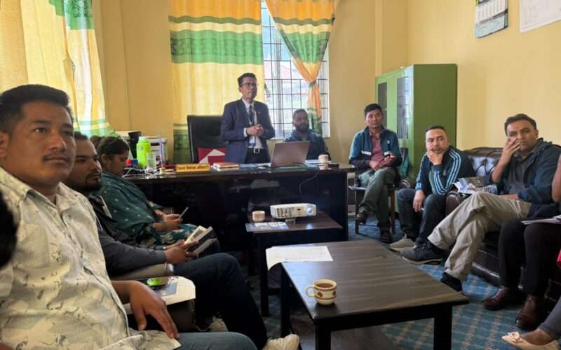 असोज मसान्तसम्म मतदाता नामावली प्रकाशन गरिने : निर्वाचन अधिकारी श्रेष्ठ।