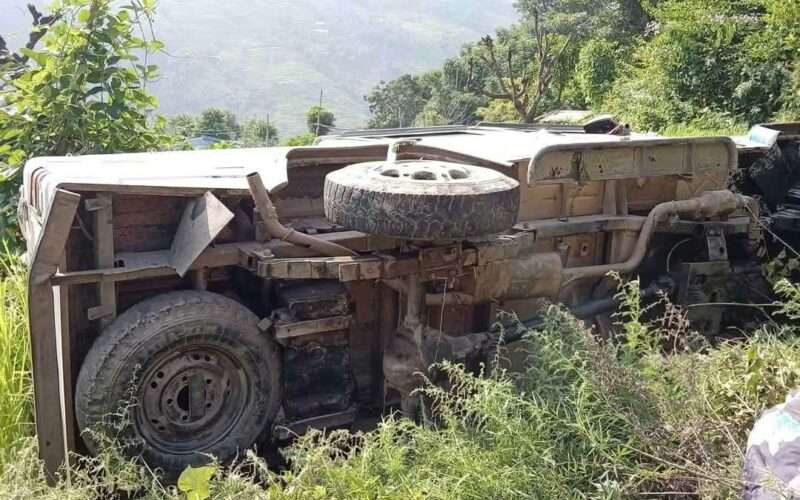 फुलपामा बोलेरो दुर्घटना, ८ जना घाइते, ३ जनाको अवस्था गम्भीर।