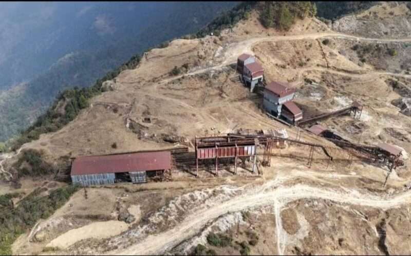 चुनावमा चर्को मुद्दा बनेको खरीढुङ्गा म्याग्नेसाइट : सरकार फेरियो, उद्योगको अवस्था फेरिएन!